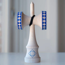 Load image into Gallery viewer, Lotus Kendamas - Pro Sampler Box